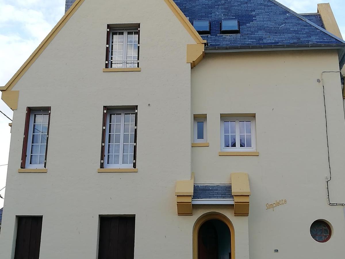 Au Gre Des Marees 2 Appartement Face A La Mer 2Eme Etage Ault Bagian luar foto